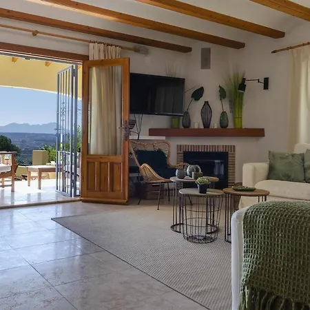 Vista Montgo Villa